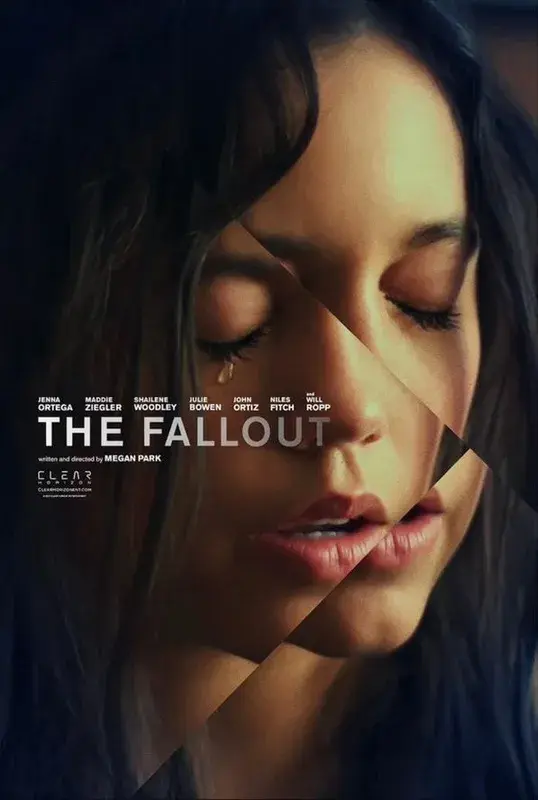 فیلم سقوط 2021 (The Fallout) پوستر
