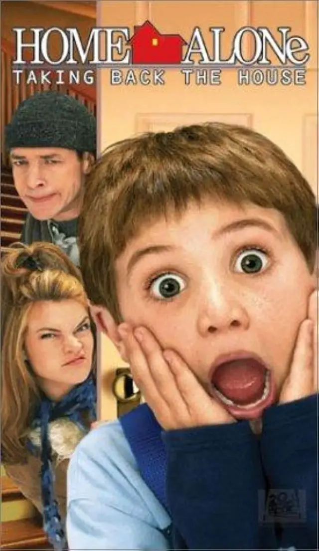فیلم تنها در خانه 4 (Home Alone 4: Taking Back the House) پوستر