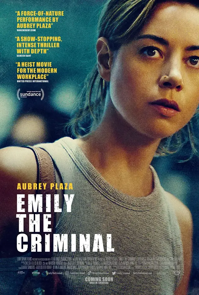 فیلم امیلی جنایتکار (Emily the Criminal) پوستر