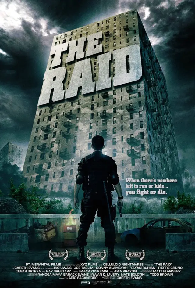 فیلم یورش: رستگاری (The Raid: Redemption) پوستر
