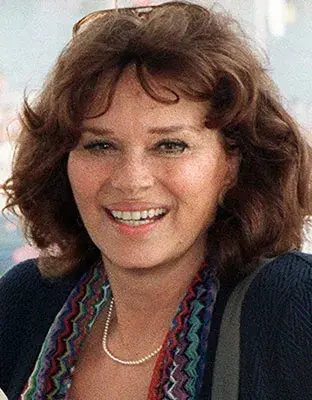 لئا  ماساری