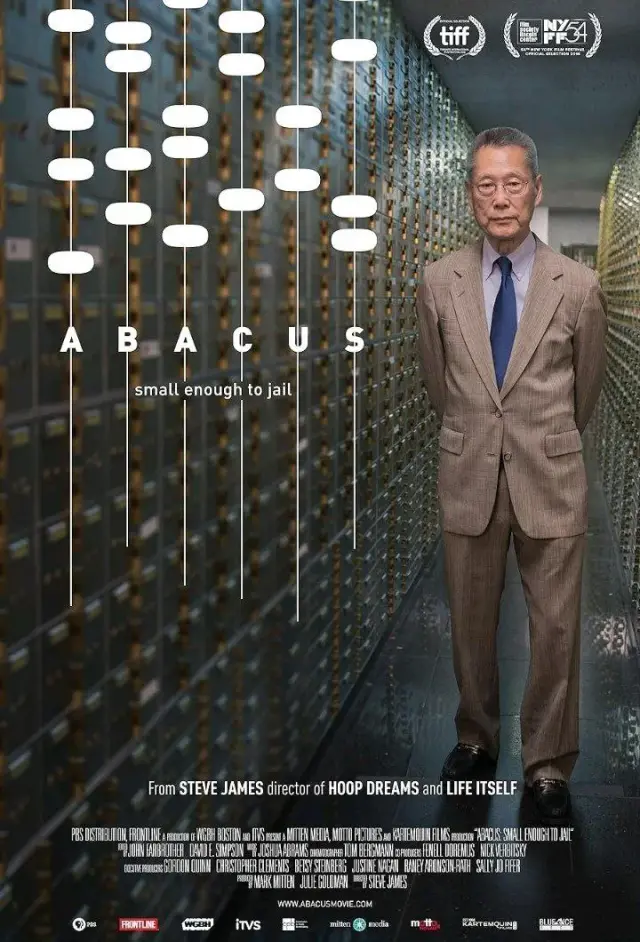 مستند آباکوس: به اندازه کافی کوچک برای زندانی شدن (Abacus: Small Enough to Jail) پوستر