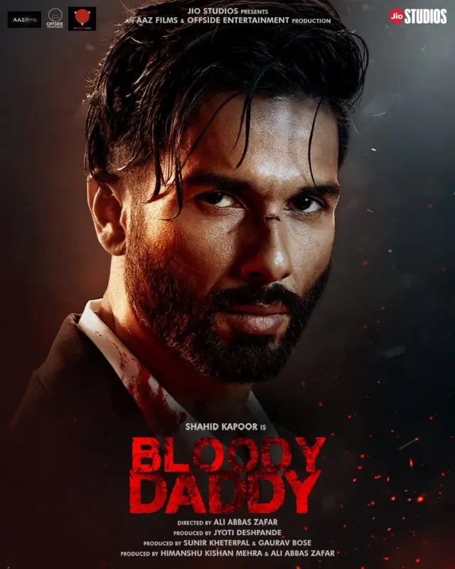فیلم پدر خونین (Bloody Daddy) پوستر