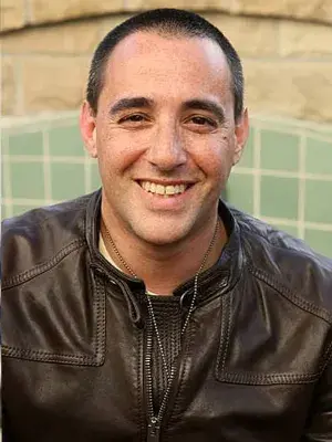 الیوت لستر