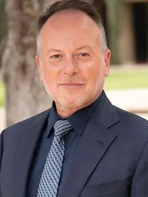 تام مک گراث 
