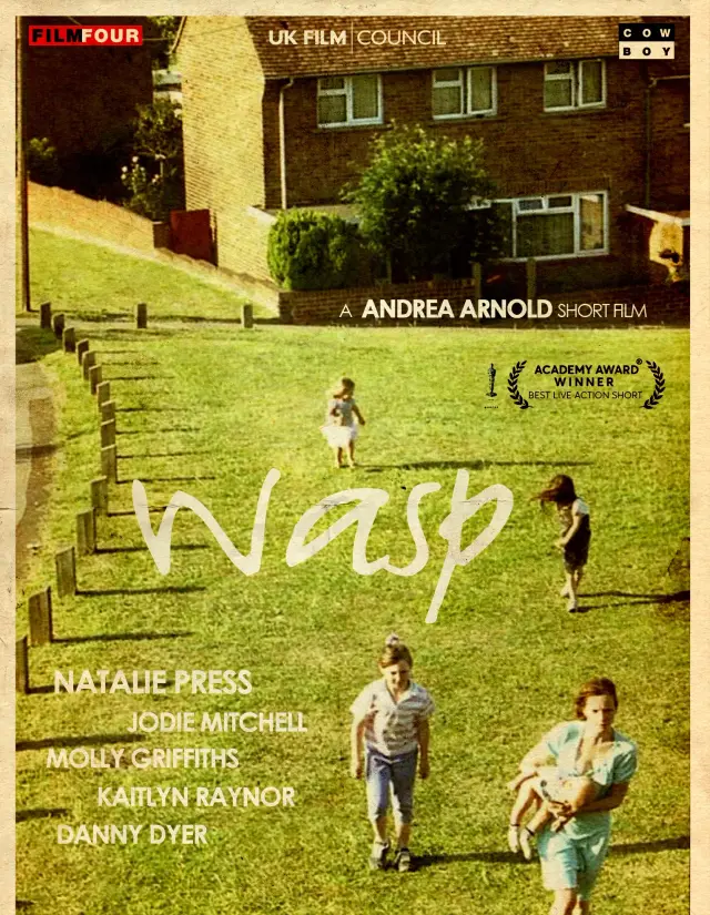 فیلم زنبور بی عسل (Wasp) پوستر