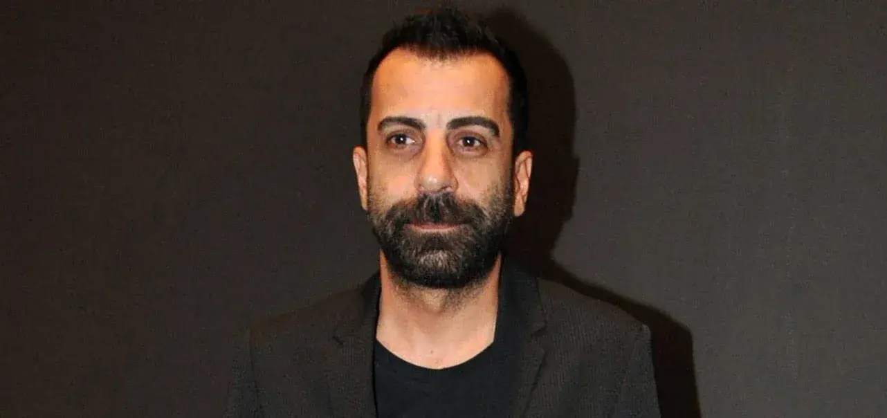 امره کارایل