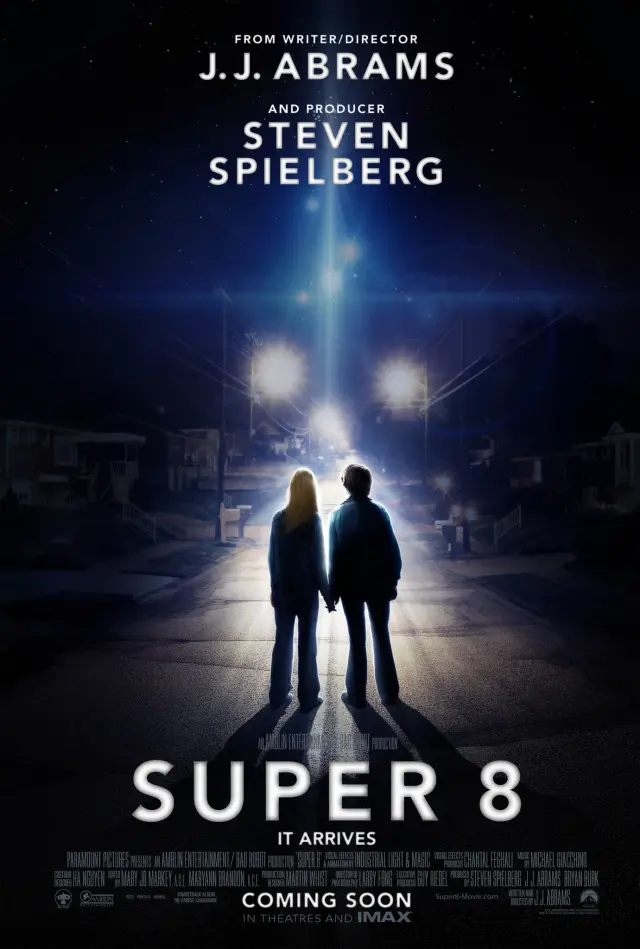فیلم سوپر ۸ (Super 8) پوستر