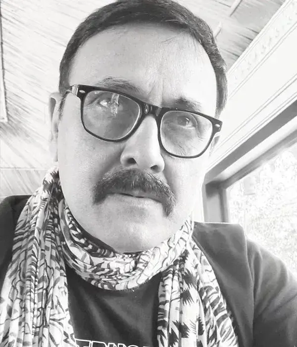 نوشاد عباس