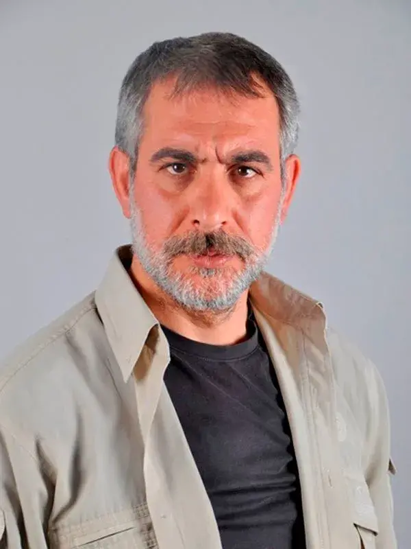 عزیز ایزت بیچیچی