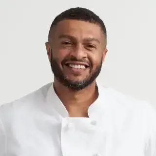 لاومن  جانسون
