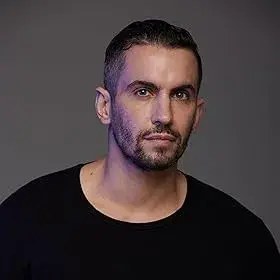 سلیم بنویت