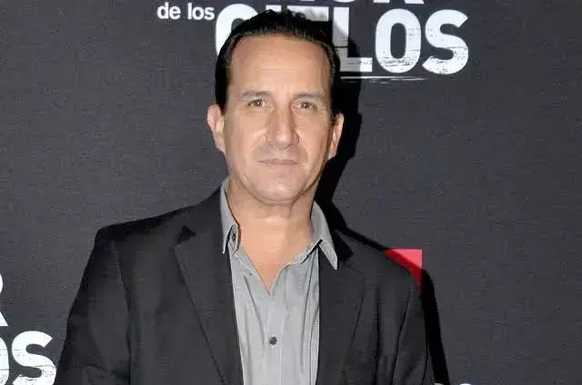پلوتارکو هازا