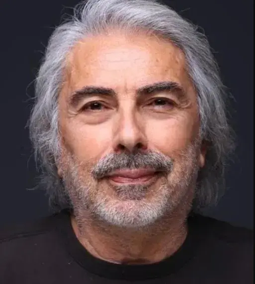 آیهان کاواس