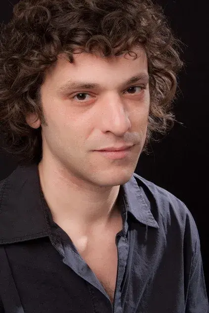 اسکندر کستونگه