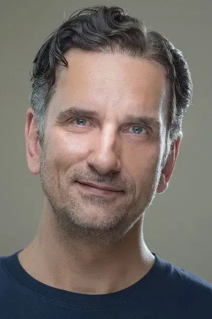 نیکوس پسرراس