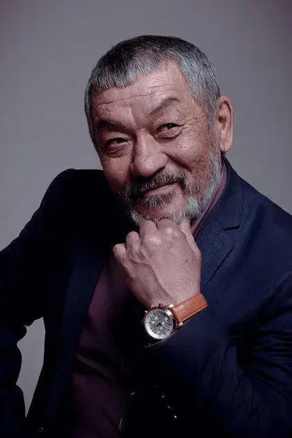 اونداسین بسیکباسوف