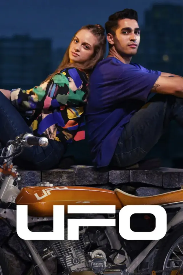 فیلم بشقاب پرنده 2022 (UFO) پوستر