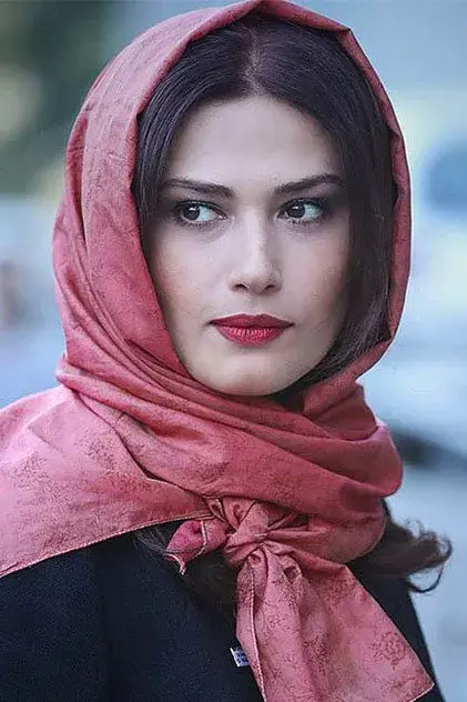 لادن مصطفی