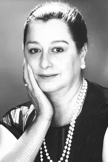کلارا بیندی