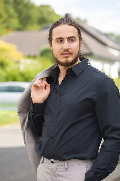 عمر شاکر