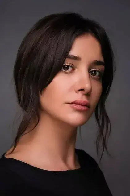 الگی اکه