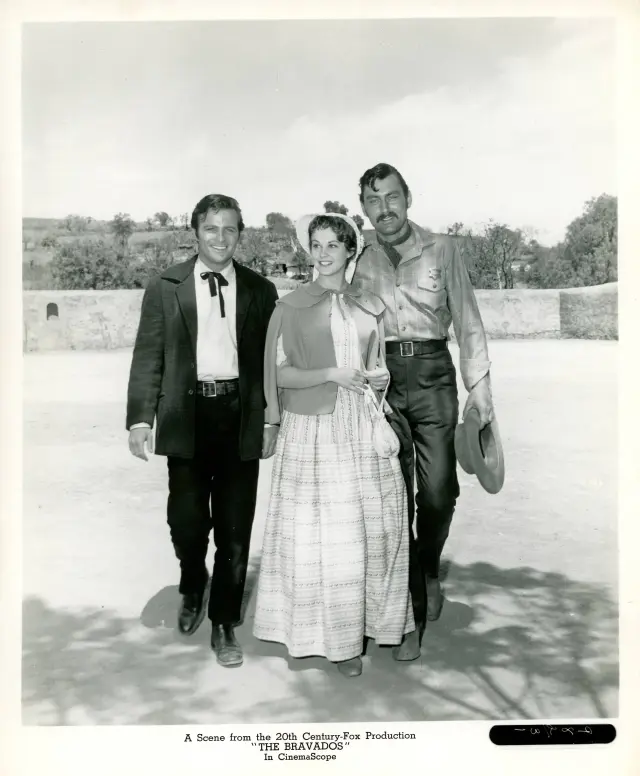 فیلم شجاعان 1958 (The Bravados) پوستر