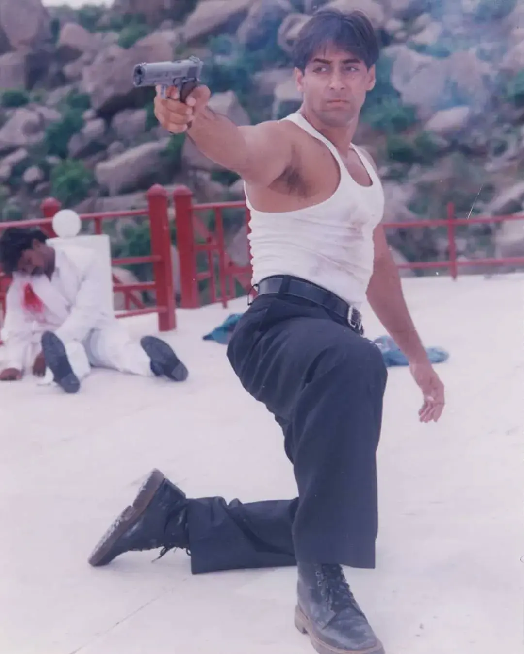 فیلم آزار 1997