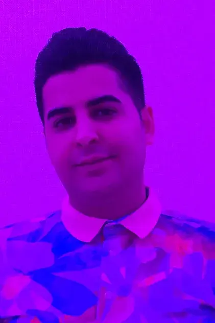ایمان فرزام