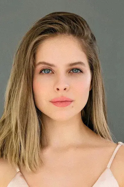 آنجلیا پاخوموا