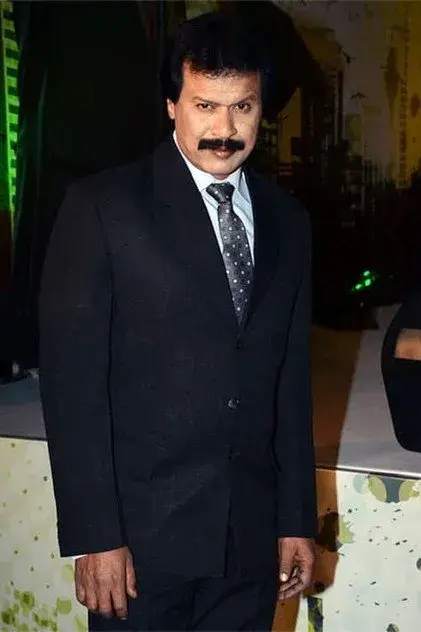 دینش فادنیس