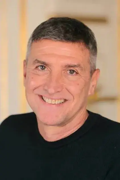 آلادار لاکلوث