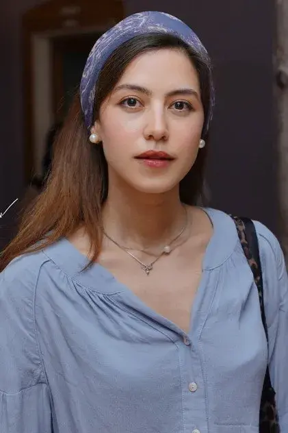 مه‌نی مهرپور